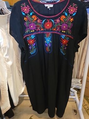 entro Black Embroidered Floral Dress XL EUC